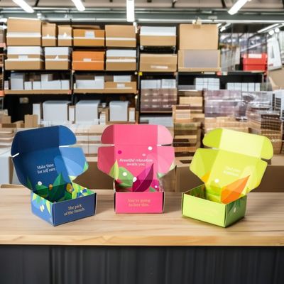 Папьевые упаковочные коробки по заказу, картонные коробки для перевозки, гофрированные, золотая фольга